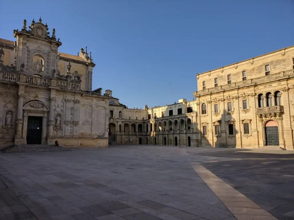 Veduta di Lecce, la città barocca del Salento